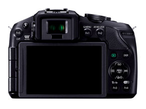 EVF性能アップ、暗所でもピントを逃さない 快適ミラーレス“LUMIX”「DMC