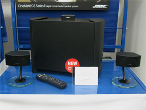 ケーブル1本でサラウンド――ボーズの新2.1chサラウンドシステム