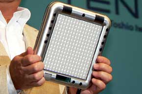 魅せる電子楽器「TENORI-ON」、ついに国内発売 - ITmedia NEWS