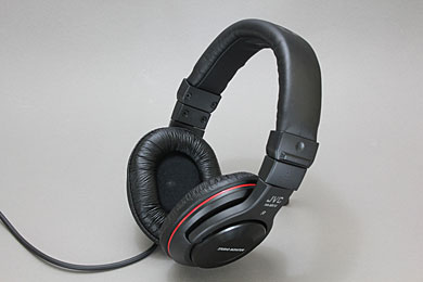 ビクタースタジオと同じ音が手に入る！ JVC「HA-MX10-B」：高級