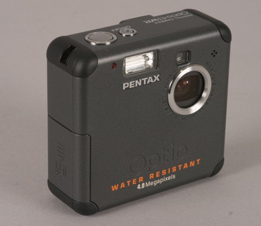 汚れたら丸洗いできる防水デジカメ――ペンタックス Optio 43WR（1/3