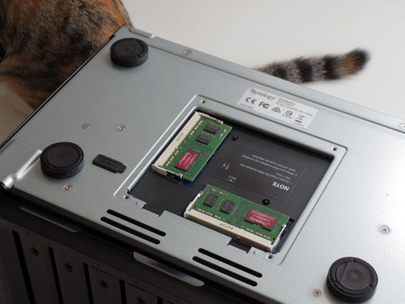 Synology NAS DS1817+(メモリ4GB増設済み) Synology NAS DS1817+(