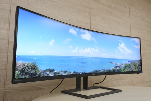 5Kスーパーウルトラワイドの世界を体験！ 49型曲面液晶「499P9H1/11