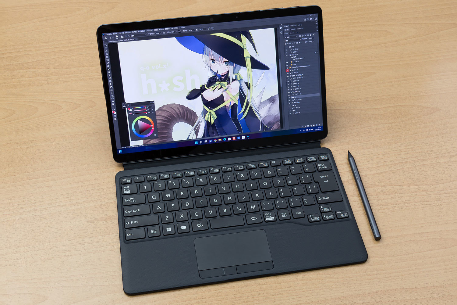 ワコムの新開発ペンはWindowsタブの救世主？ 絵師目線で「FMV LOOX」を