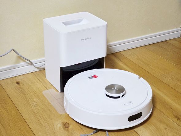 狭い我が家にも置けた！ コンパクトなゴミ自動収集対応ロボット掃除機