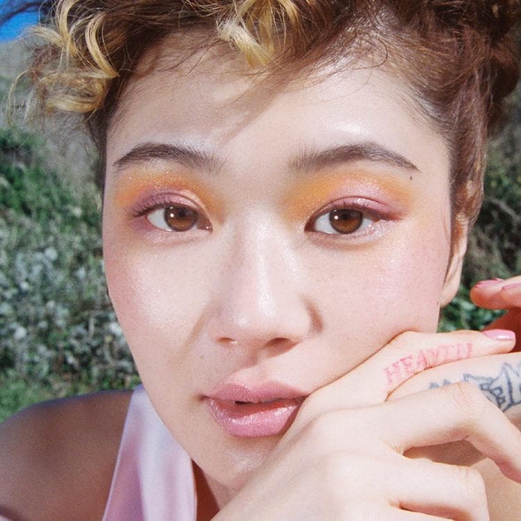 7NaNatural - 7つの “FREE”を掲げる、リップ型のカラースティック