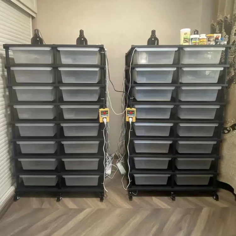 ヘビ 爬虫類 繁殖ラック プラスチック製タブ 金属製ヘビラックシステム