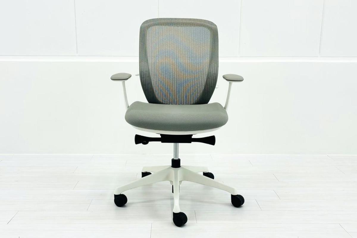 中古】シルフィーメッシュ オカムラ/okamura 肘付ローバックチェア