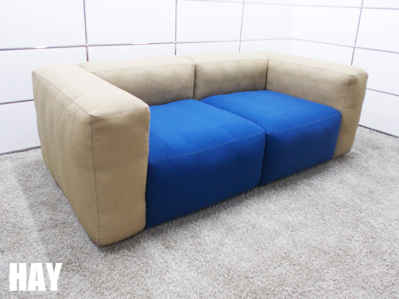 新古品】マグス ソフトソファ HAY 2人掛けソファ 304561 - 中古