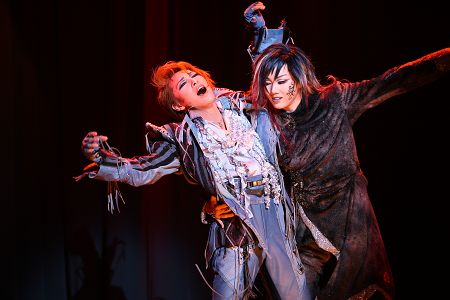 雪組トップスター音月桂が宝塚大劇場でお披露目。『ロミオと