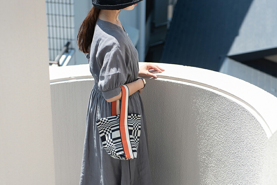 テトラハンドバッグ（ヨハンナ・グリクセン／Johanna Gullichsen