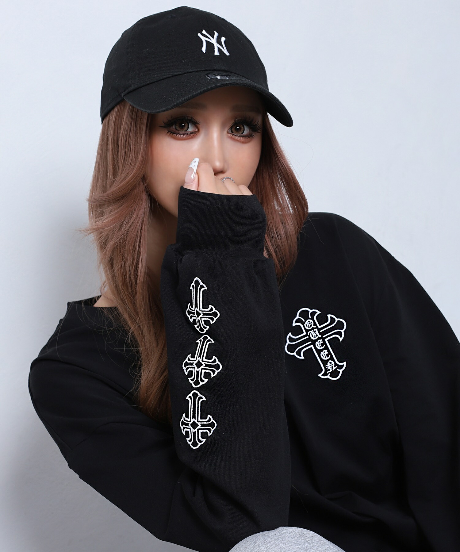 クロス刺繍トレーナー | レディースギャルファッション通販BLACKQUEEN