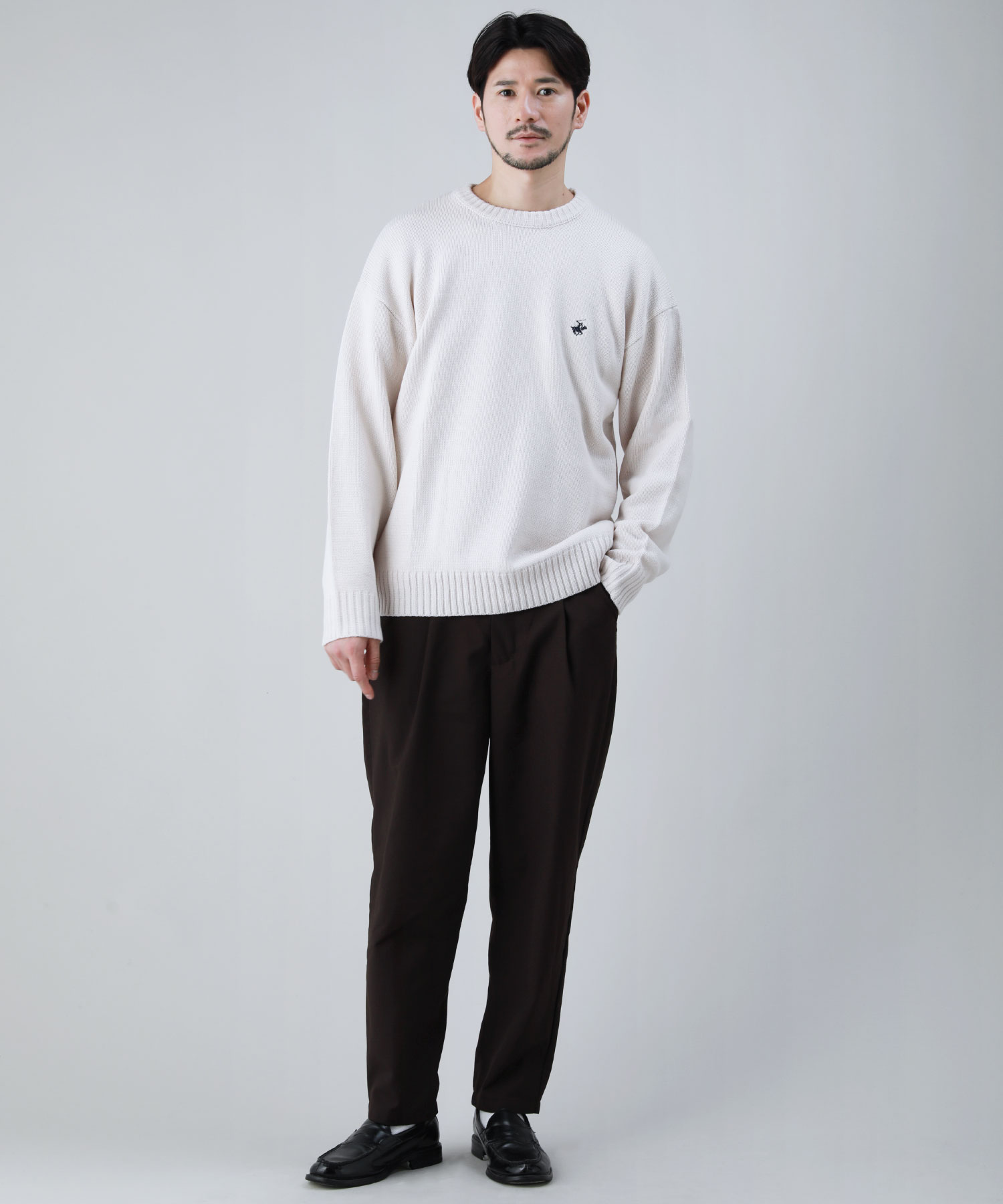 ワンポイントロゴクルーネックセーター | 【公式】SPU スプ公式通販