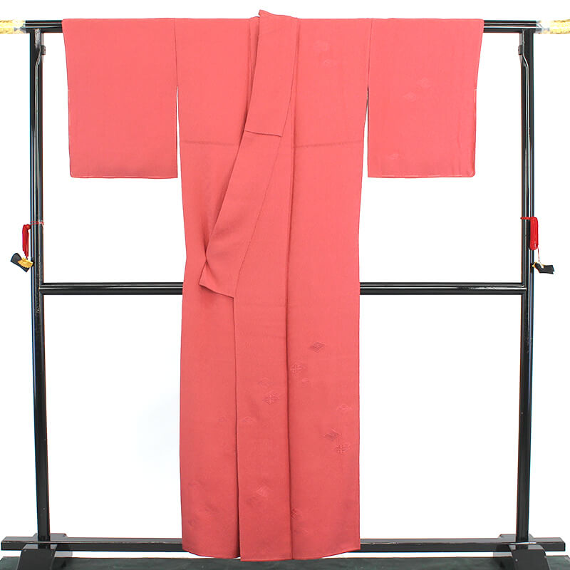 中古】 色無地 付下げ 1ツ紋 レディース 正絹 濃い桃 刺繍 菱 身丈