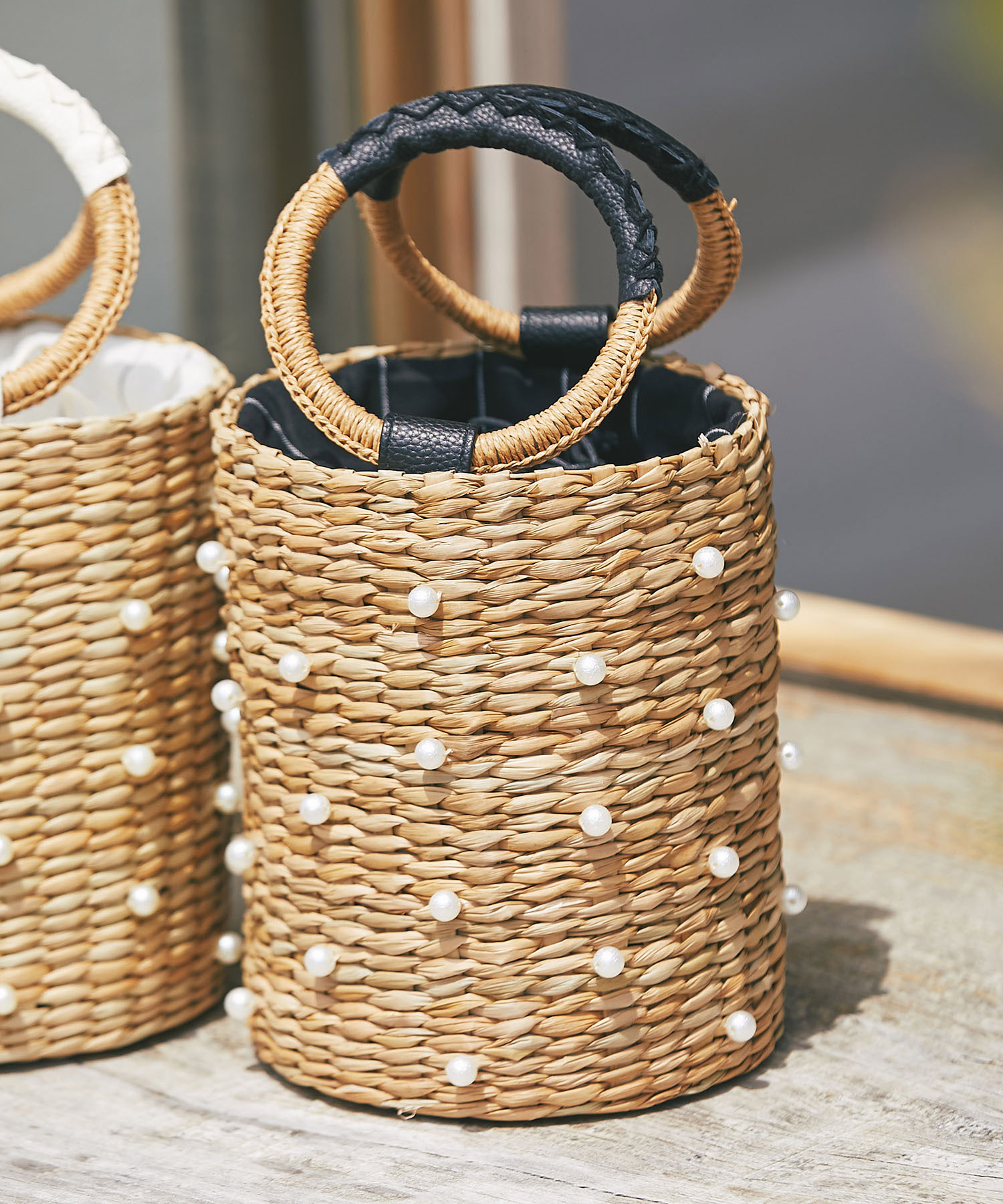 パール付きカゴバッグ