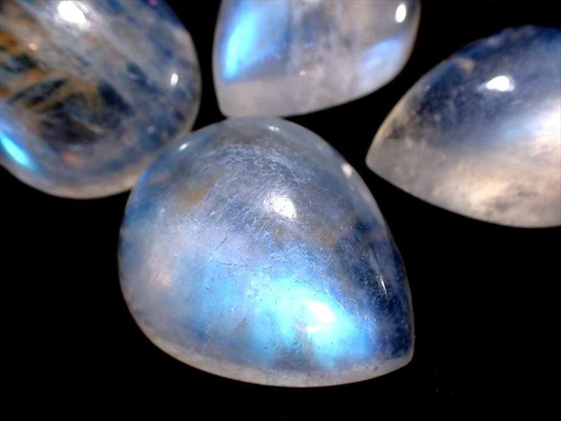 ブルームーンストーン(月長石) カボション 石サイズ縦約17mm-20mm×13mm