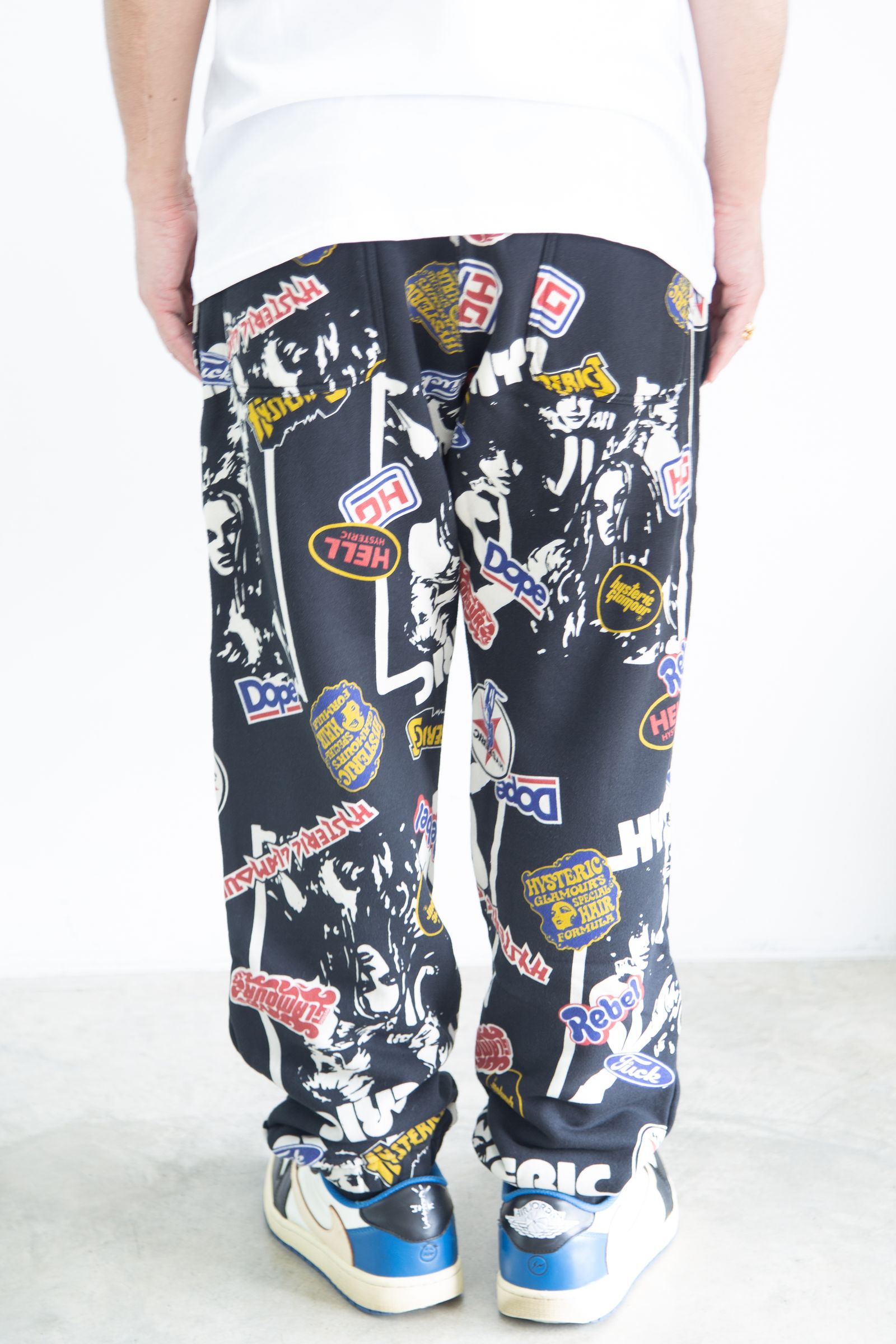 HYSTERIC GLAMOUR - 4GIRLS柄 スウェットパンツ / ブラック | Tempt