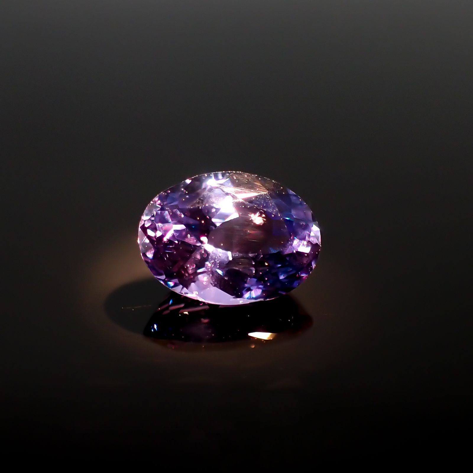 カラーチェンジスピネル(宝石名スピネル/カラーチェンジ・タイプ