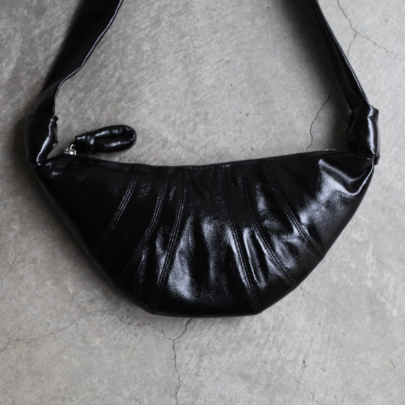 LEMAIRE - 【残り一点】Small Croissant Bag(COATED COTTON) | ACRMTSM