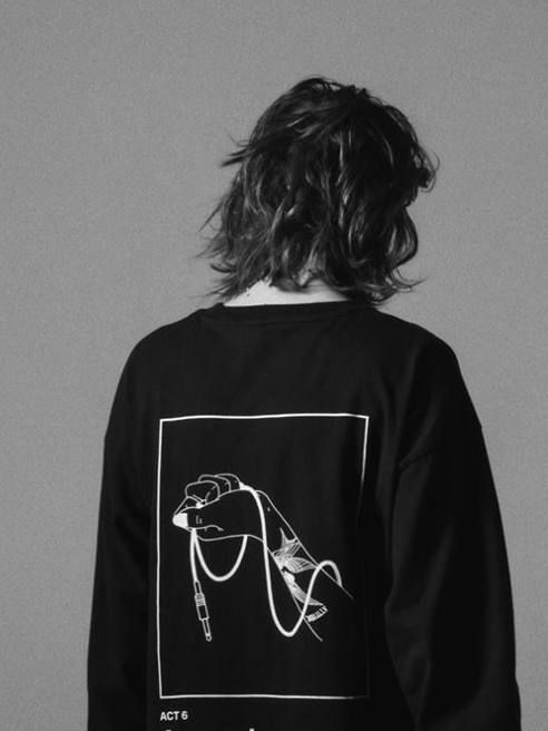 ミュージシャン NIL DUE / NIL UN LONG SLEEVE TATTOO TEE