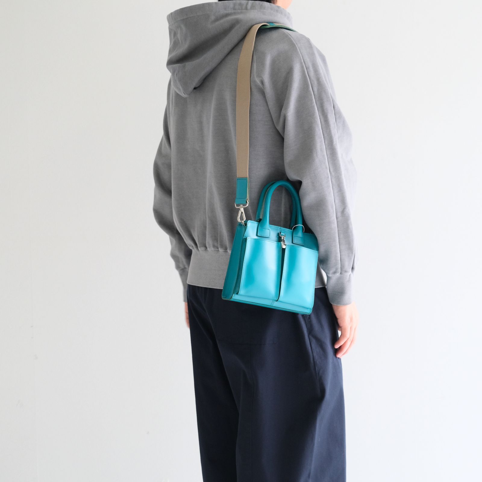 Rich I - P.RECTANGLE LEATHER HELMET BAG PLAY / ヘルメットバッグ