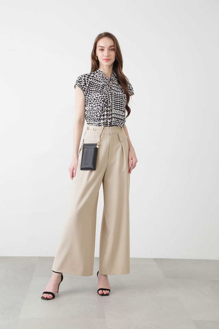 PINKY&DIANNE - ビットフラップワイドパンツ（ベージュ）ポリエステル