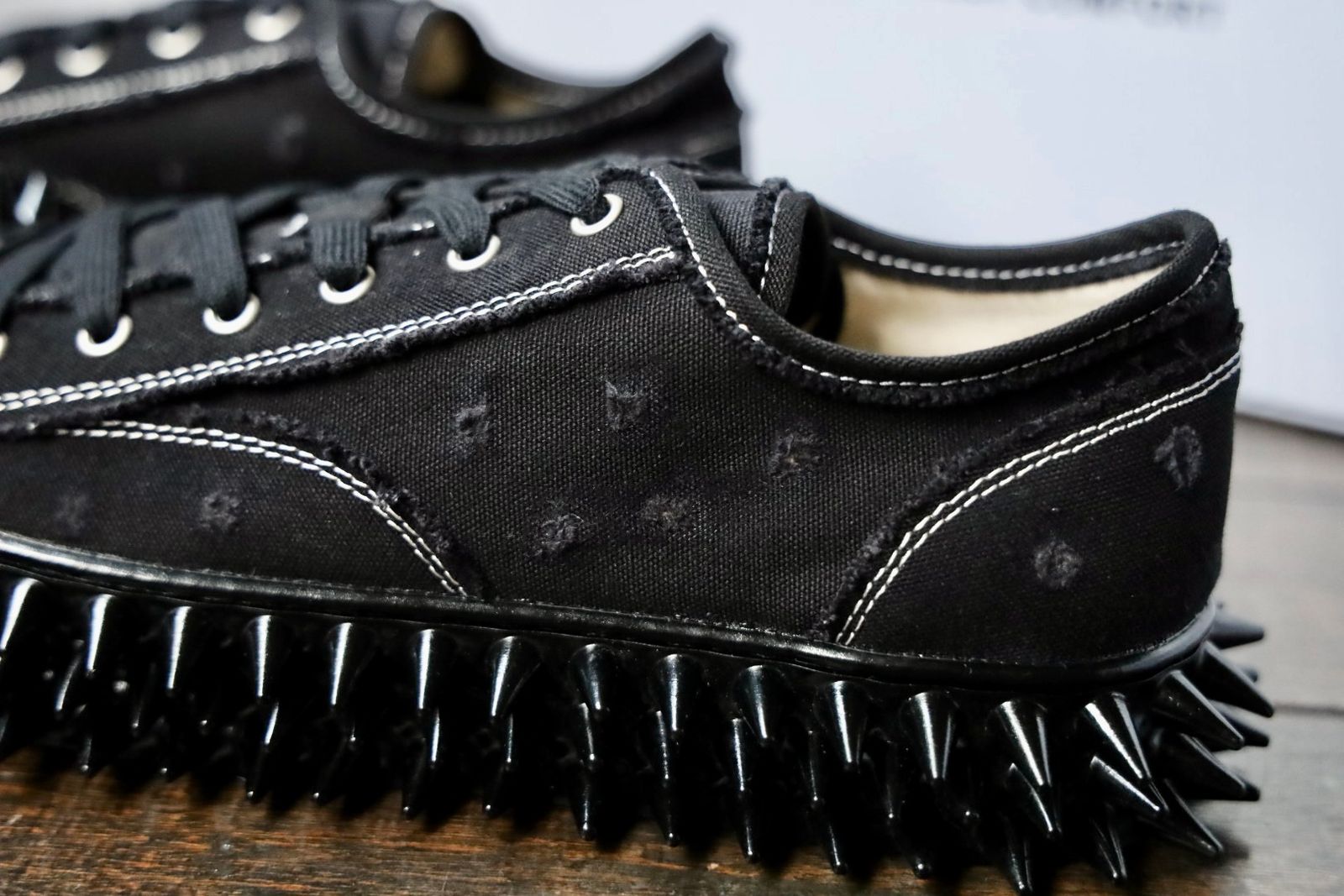 doublet - doublet 25AW スニーカーSPIKY CANVAS SNEAKER (25AW75FT62