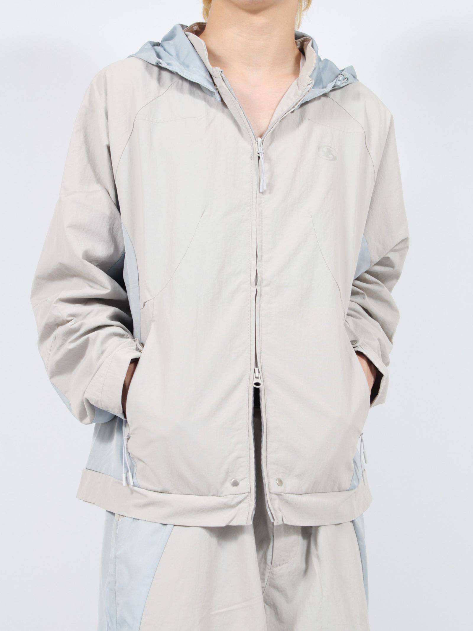 SAN SAN GEAR (サンサンギア) - ダウン・ナイロンジャケット | 公式