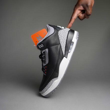 国内11月23日発売予定】 ナイキ エアジョーダン 3 “ブラック セメント