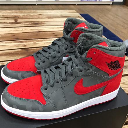 ナイキ エアジョーダン1 レトロ ハイ プレミアム カモ パック