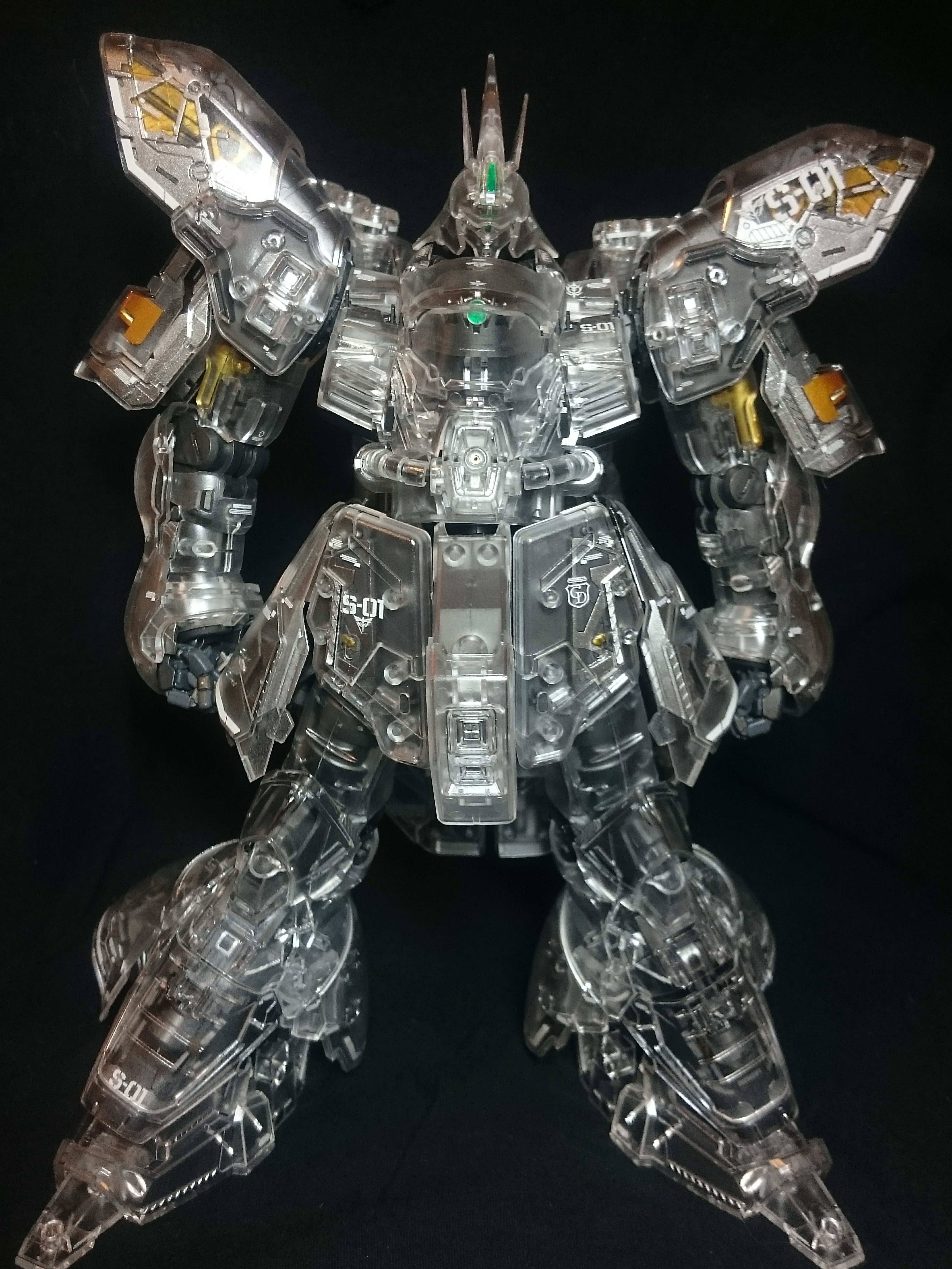 MG1/100 サザビーVer.Ka(メカニカルクリア)を組み立てました