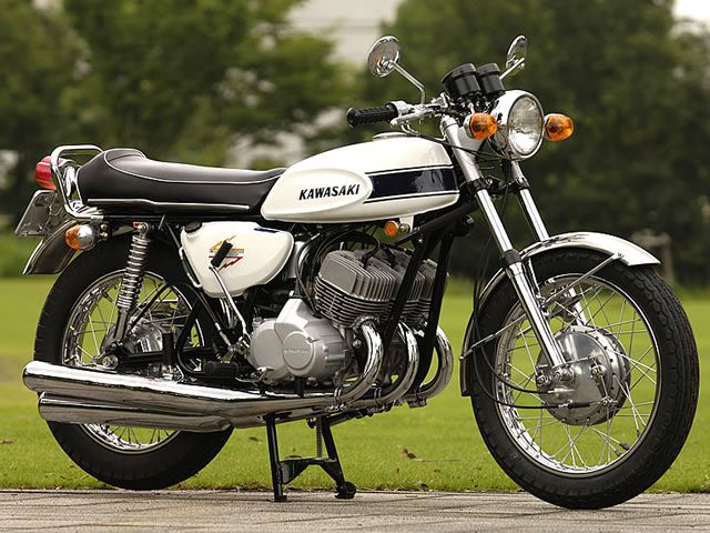 カワサキ（KAWASAKI）1969年 500SS MACHⅢ・新登場のカタログ情報