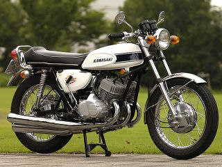 カワサキ（KAWASAKI）1969年 500SS MACHⅢ・新登場のカタログ情報