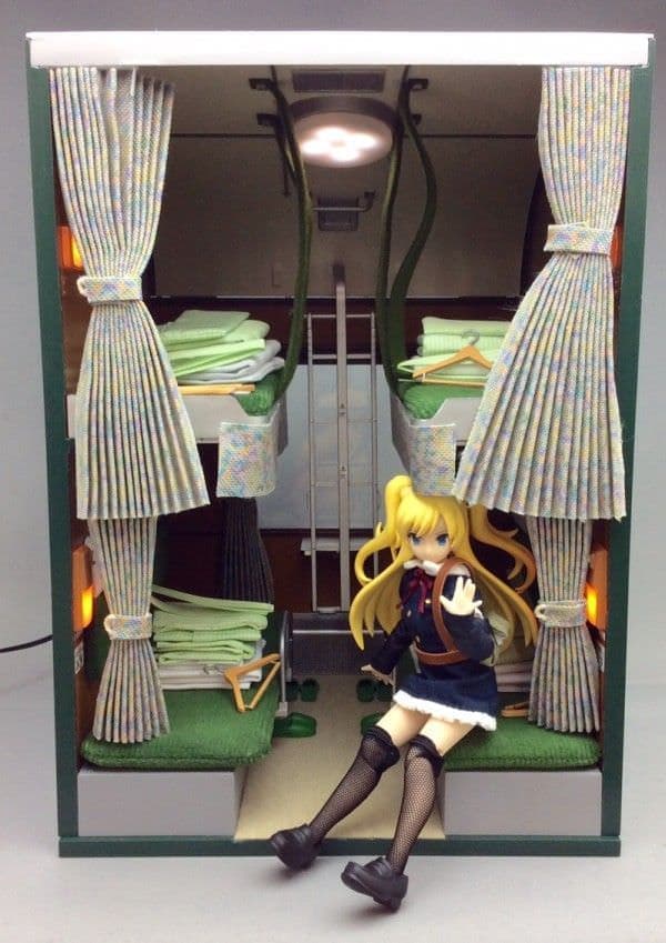 引退する「トワイライトエクスプレス」の模型が登場、でも寝台車の全体