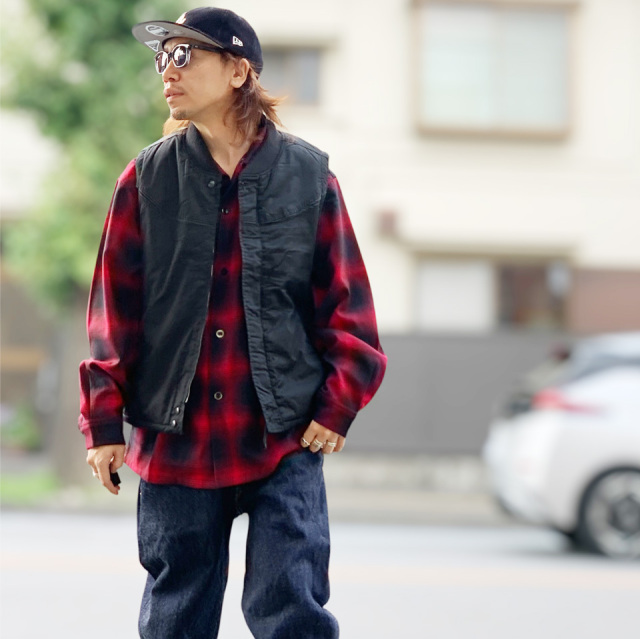TOWN CRAFT / BLACK DERBY STYLED VEST