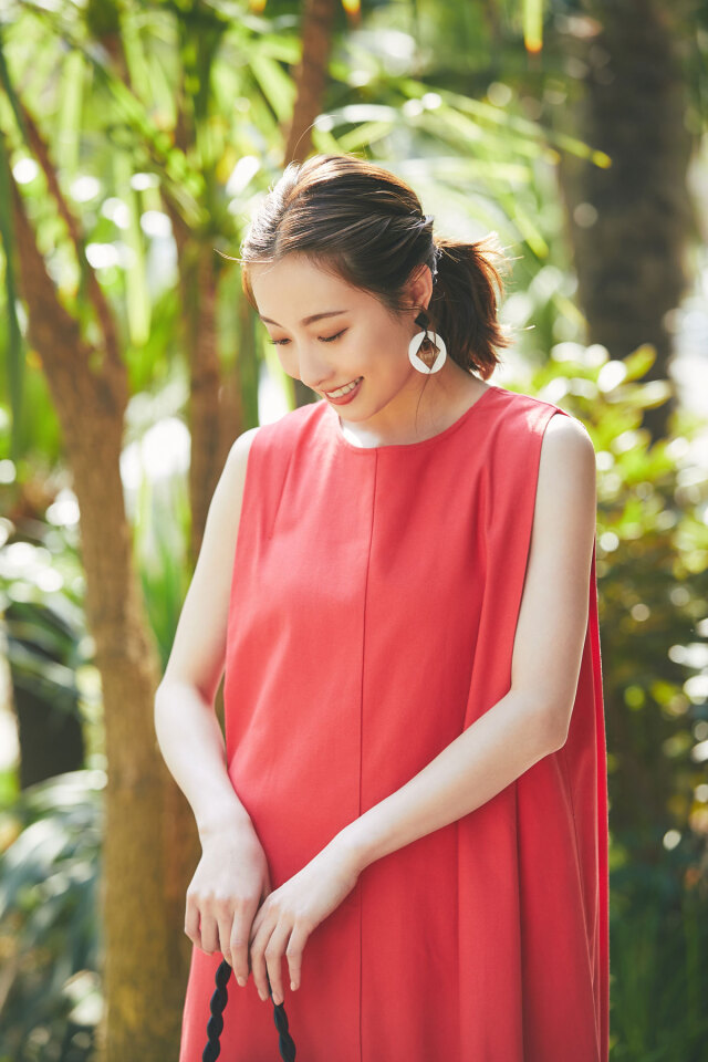 冨張愛さん着用】バックリボンティアードワンピース