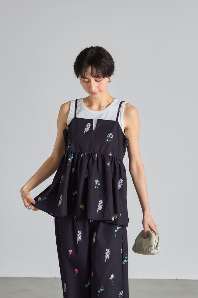フラワープリントキャミソール※一部店舗のみ入荷