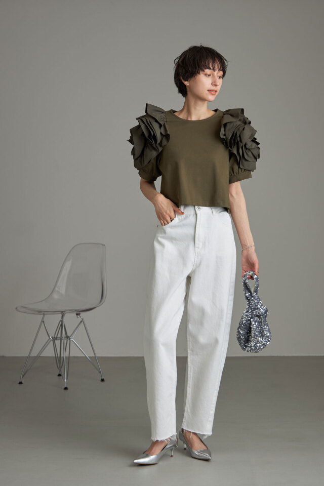 花びらスリーブトップス