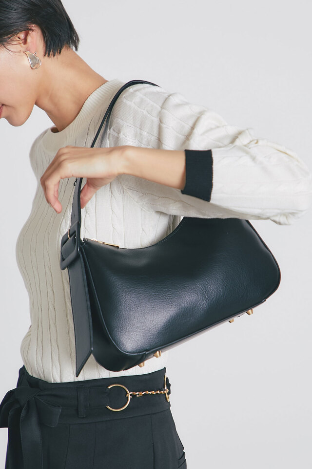 ワンハンドルショルダーバッグ