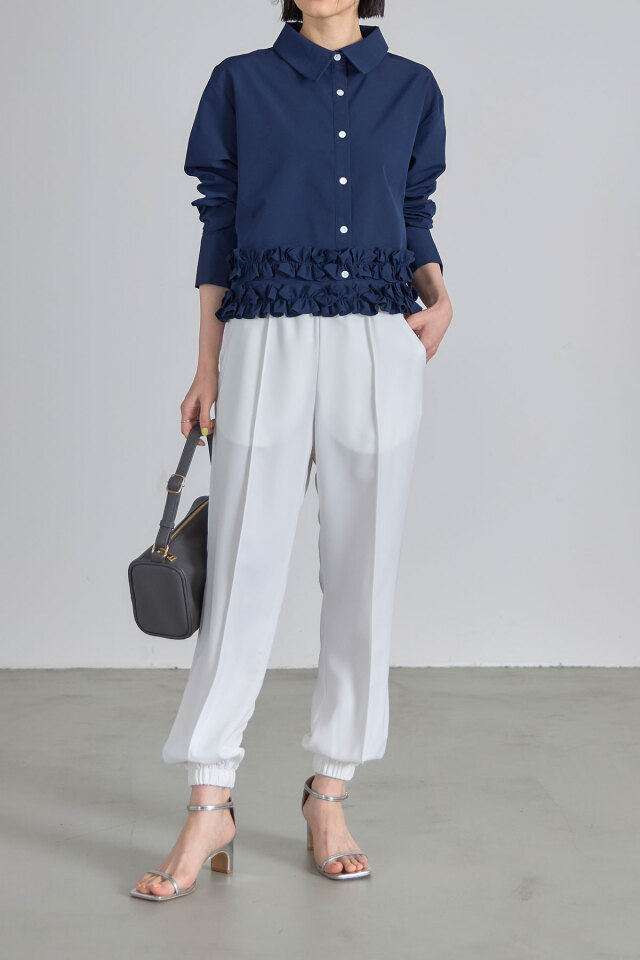 裾フリルブラウス