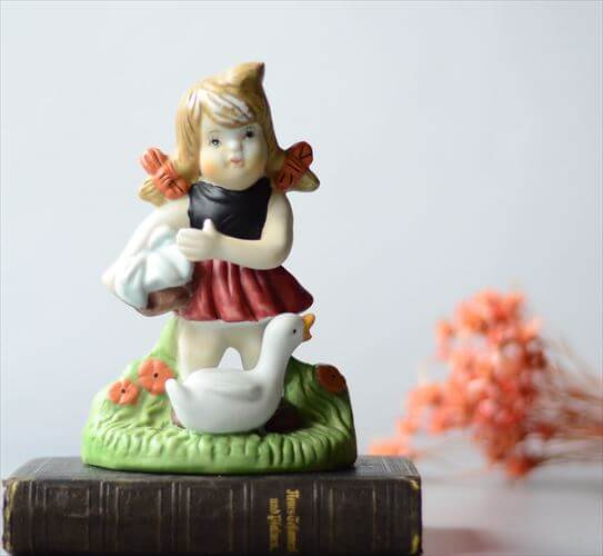 ドイツから アヒルと女の子 陶器フィギュア Goebel Hummel フンメルを