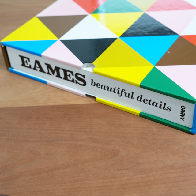 書籍】EAMES beautiful details 初版 特別装丁サイズ