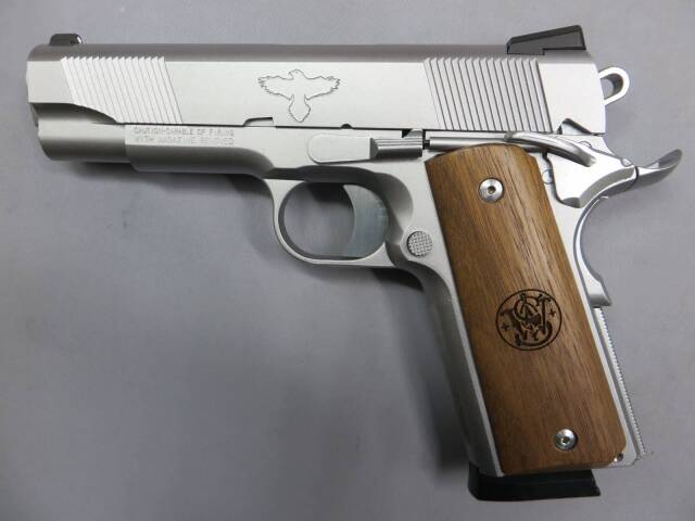 ウエスタンアームズ】S&W SW1911 ガンサイトエディション シルバー
