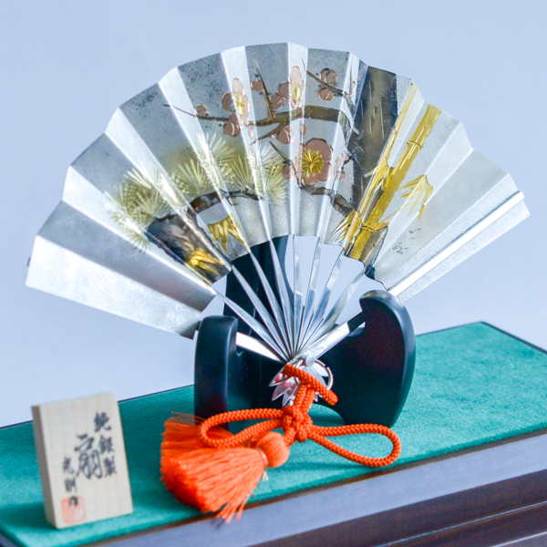 純銀 扇 5号(松竹梅) 純銀製 扇子 置物 武比古作 銀細工 インテリア