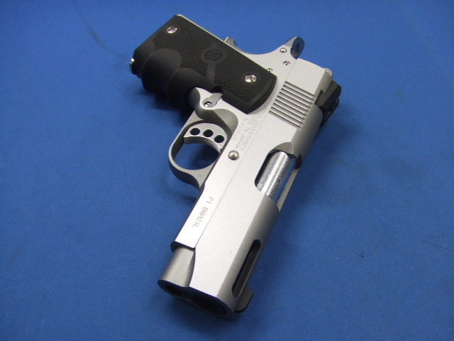 V10 ウルトラコンパクト シルバー | 東京マルイ