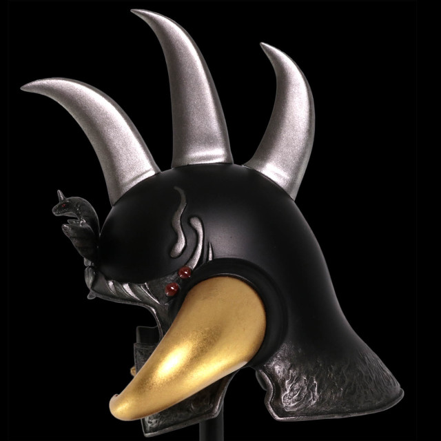 北斗の拳35周年企画“拳王兜”（1/4スケール）