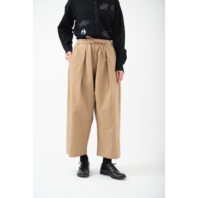 KY63-00BE／タック入りワイドパンツ／ベージュ