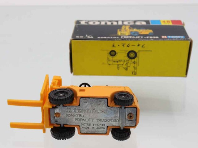 ミニカーショップ ケンボックス トミカ 黒箱☆48☆小松フォークリフト