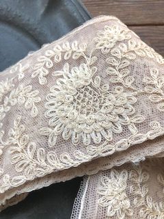 フランスアンティーク,手刺繍,レーステープ,シルク,幅広,花モチーフ,ピンク