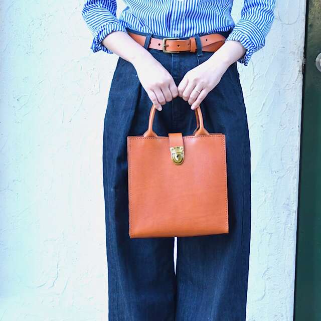 革鞄・レディースハンドバックのLONA(ロナ)公式通販サイト